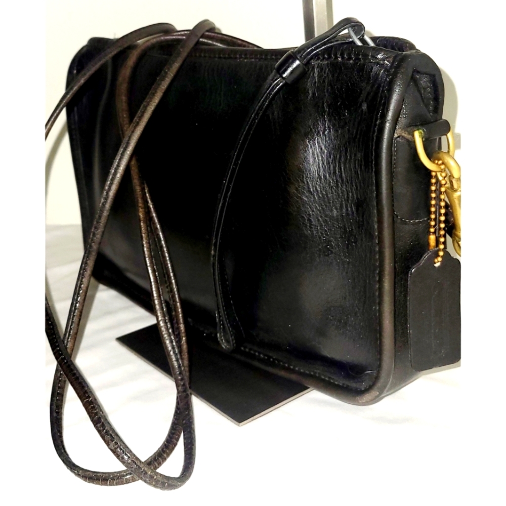 Coach Vintage RARE NYC Black Leather Crossbody
